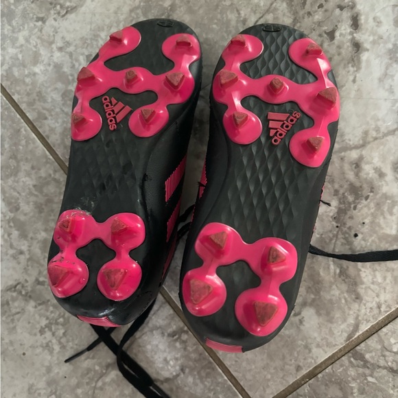 Adidas Soccer Cleats size 11 - Picture 3 of 4